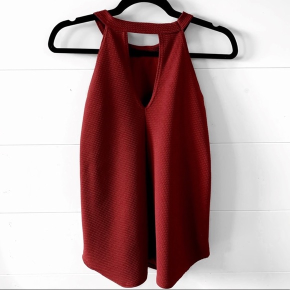 High Neck Sleeveless Top Set - Picture 12 of 14